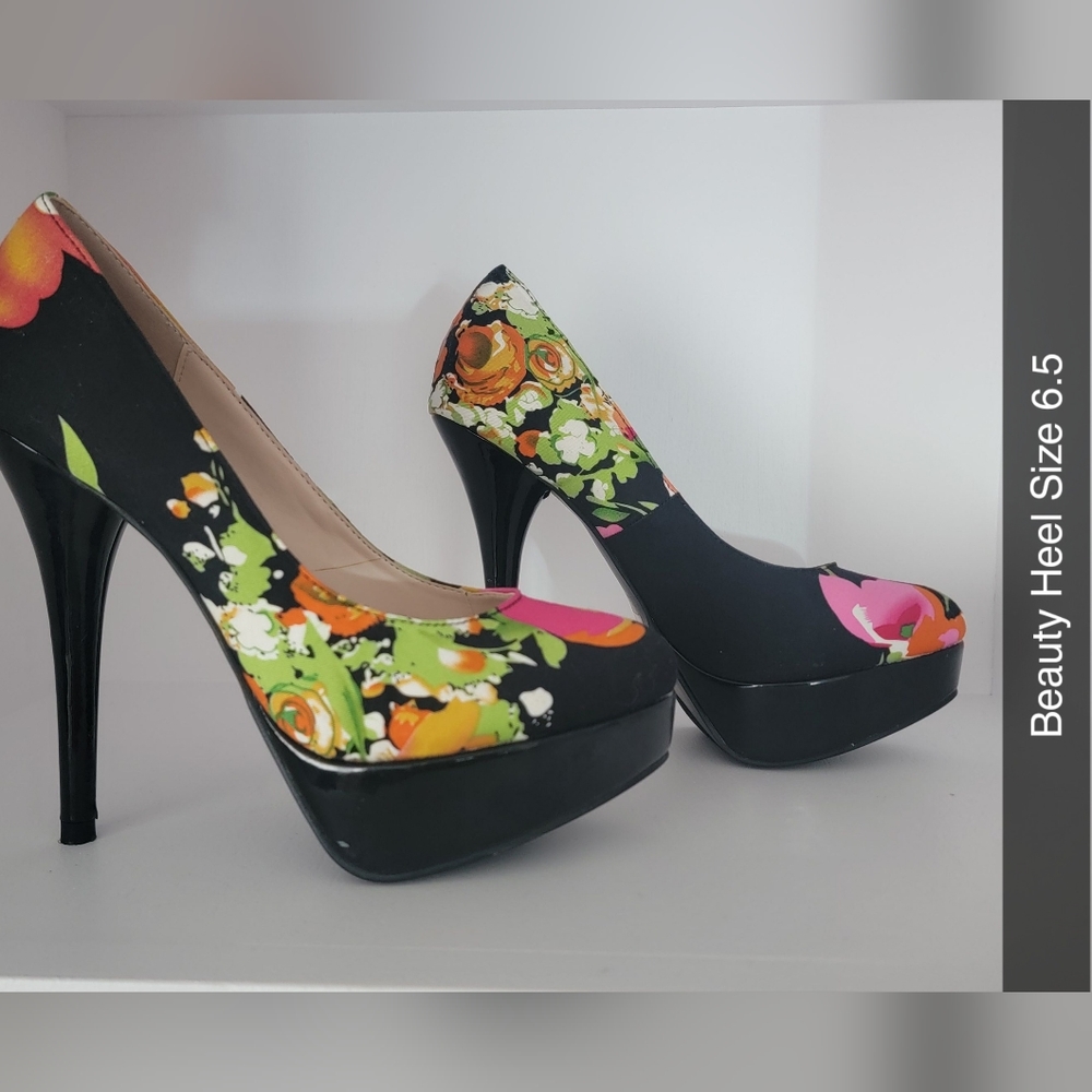 Heels Pumps size 6.5